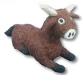 Ochse liegend gefilzt